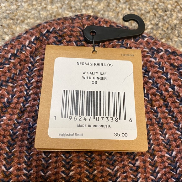 The North Face Women’s Ski Hat - Winter Cap - Picture 2 of 4